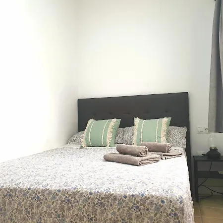 Economical Homes In Center Apartamento *